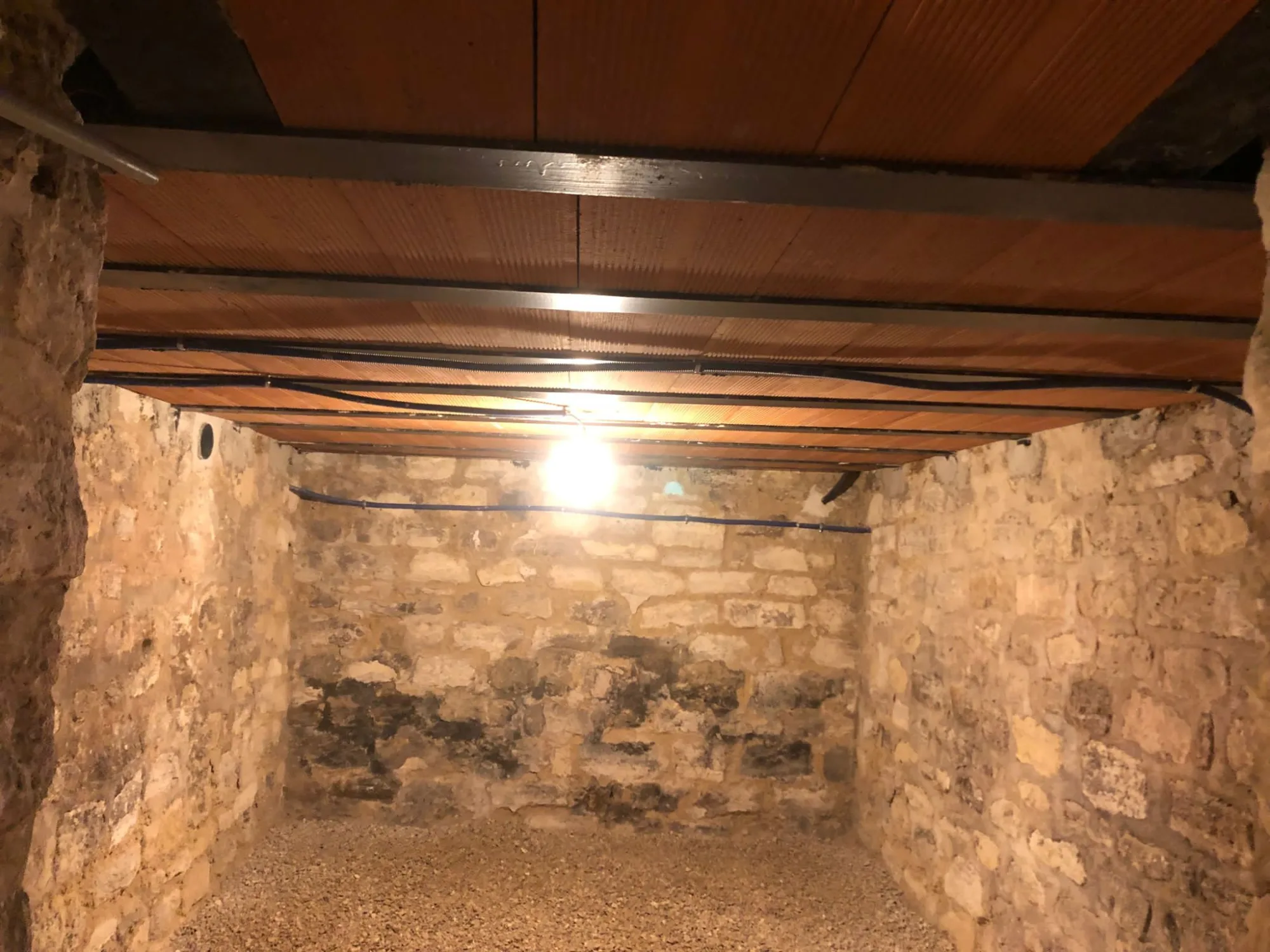 REFECTION DE PLANCHER HAUT DU CAVE — réalisation ERGIM à PARIS 6